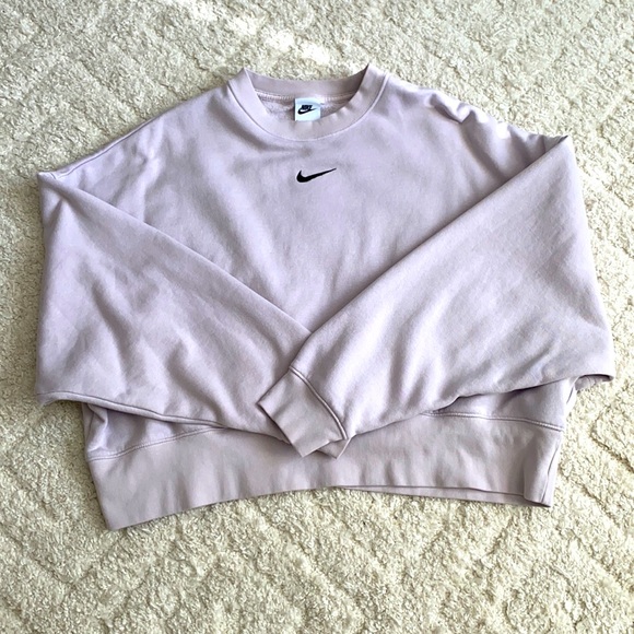 Nike Tops - Nike Cropped Crew Neck